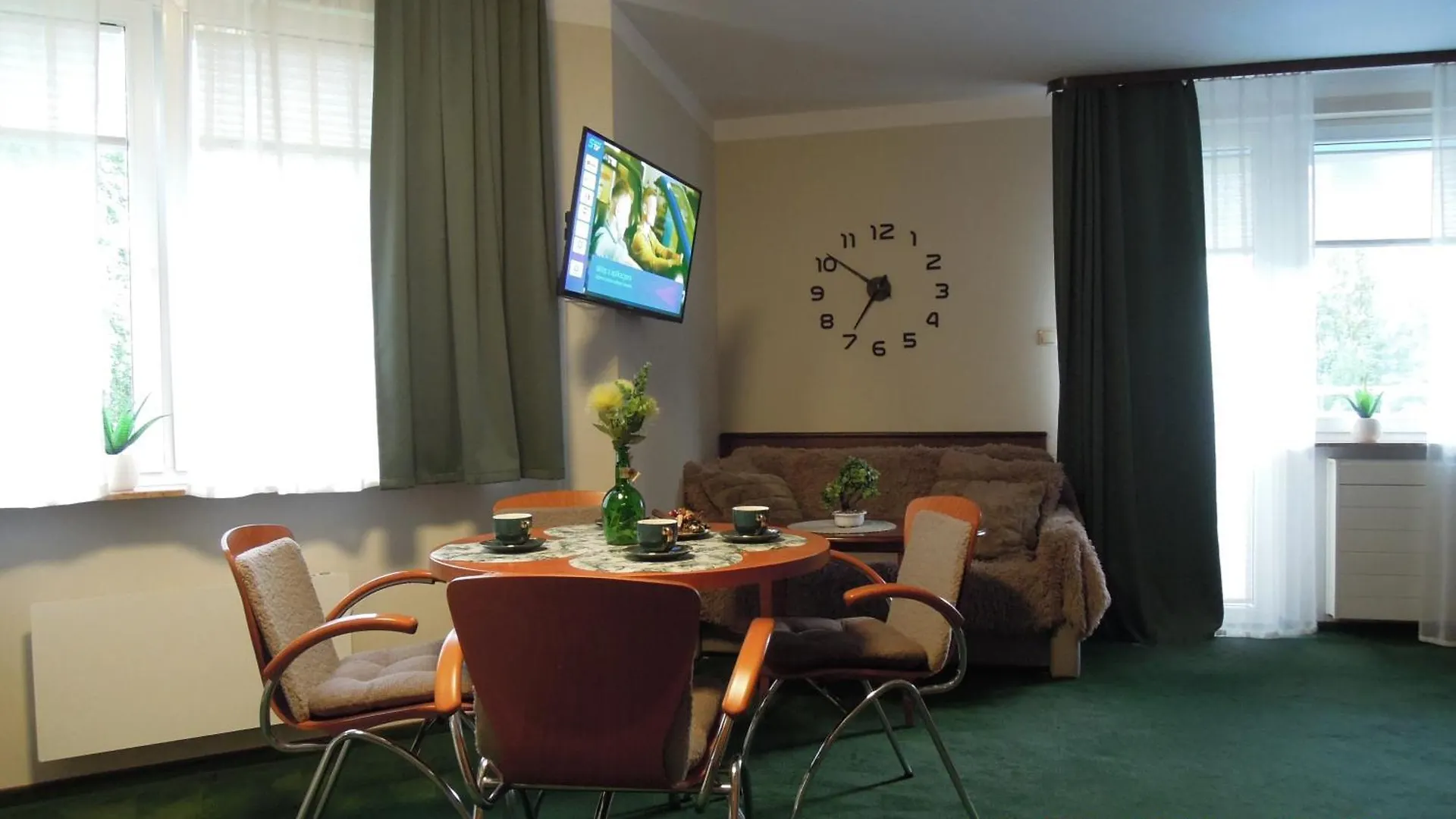 Apartment Rodzinny, Sloneczny Apartament W Dzielnicy Uzdrowiskowej, Blisko Plazy Kolobrzeg